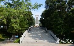 东兴国门旅游攻略之中越人民革命烈士纪念碑