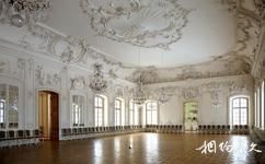 拉脱维亚隆黛尔宫旅游攻略之白厅