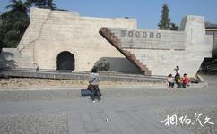 侵华日军南京大屠杀遇难同胞纪念馆旅游攻略之组合雕塑