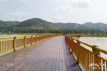梧州苍海旅游区-廊桥照片