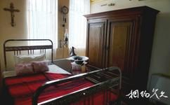 马其顿德兰修女纪念馆旅游攻略之卧室