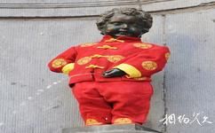 布魯塞爾撒尿小童雕像旅遊攻略之中式衣服