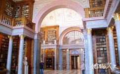 潘诺恩哈尔姆千年修道院旅游攻略之图书馆