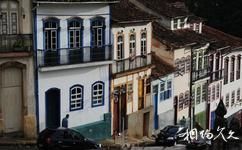 巴西欧鲁普雷图历史名镇旅游攻略之斜阳下的记录者