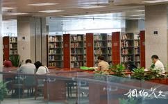 湖北省图书馆旅游攻略之阅览室