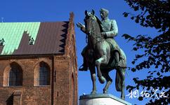 丹麦奥胡斯市旅游攻略之国王雕塑