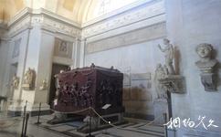 梵蒂岡博物館旅遊攻略之希臘十字廳