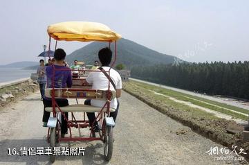 南京金牛湖景區-情侶單車照片