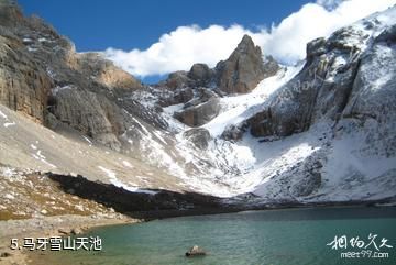 天祝三峡国家森林公园-马牙雪山天池照片