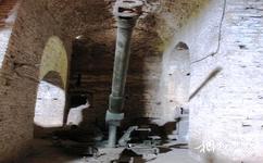 阿尔巴尼亚吉诺卡斯特古城旅游攻略之大炮