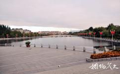 本溪桓仁章樾公园旅游攻略之广场