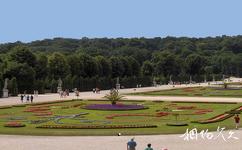 奥地利维也纳美泉宫旅游攻略之花园雕塑