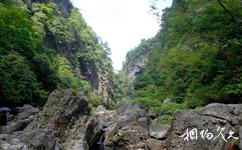 洪江雪峰山旅游攻略之岩鹰洞峡谷景观区