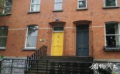 爱尔兰都柏林市旅游攻略之彩色房门