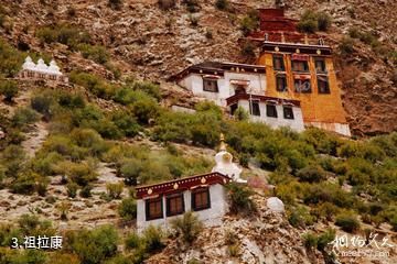 西藏扎耶巴洞窟群-祖拉康照片