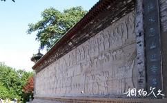 济南大明湖公园旅游攻略之曾公画壁