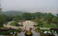 临平公园旅游攻略之玉璧雕像