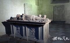 圖爾庫大教堂旅遊攻略之石棺