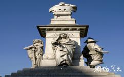 意大利卡塔尼亚市旅游攻略之雕像