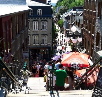 加拿大魁北克历史街区-小香普兰街照片