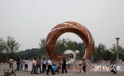大兴新城滨河森林公园旅游攻略之雕塑