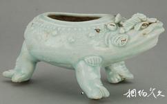 四川宋瓷博物馆旅游攻略之蟾蜍形三足瓷水盂