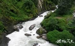 西藏樟木鎮旅遊攻略之流泉飛瀑