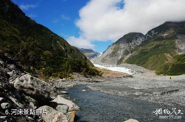紐西蘭福克斯冰川-河床照片