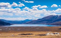 甘孜拉龙措古冰漂湿地旅游攻略之冰碛湖