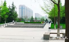 西安城市运动公园旅游攻略之广场