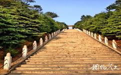 漢陰龍崗生態旅遊攻略之千步梯牌樓