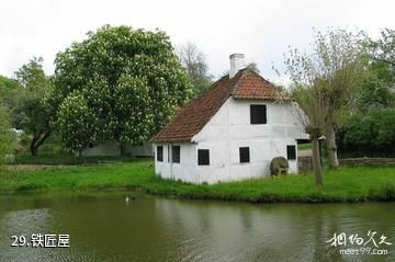 欧登塞菲英村-铁匠屋照片