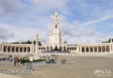 葡萄牙法蒂玛圣母大教堂-耶稣圣心纪念碑照片