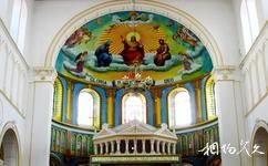 青岛天主教堂旅游攻略之厅内壁画