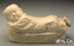台北故宮博物院旅遊攻略之嬰兒枕