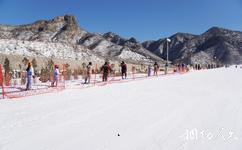 北京八達嶺滑雪場旅遊攻略之雪毯
