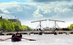 阿姆斯特丹运河带旅游攻略之玛格尔桥