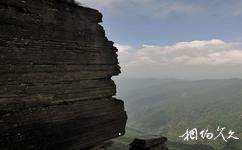 贵州梵净山旅游攻略之崖壁