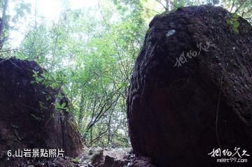 祿豐龍馬河-山岩照片
