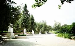 乌鲁木齐市烈士陵园旅游攻略之祭台