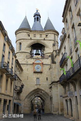 法国波尔多-古城钟楼照片