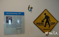 美国麻省理工学院旅游攻略之Nerd Crossing标志