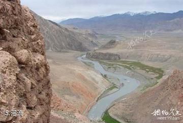新疆公主堡-河流照片