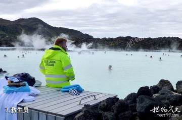 冰岛蓝湖-救生员照片