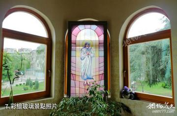 馬其頓德蘭修女紀念館-彩繪玻璃照片