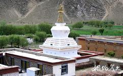 西藏桑耶寺旅遊攻略之白塔