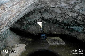 智利复活节岛-地下洞穴照片