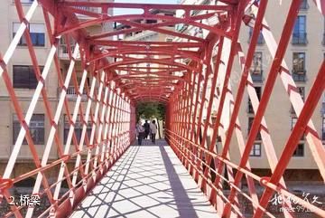 赫罗纳红杆桥-桥梁照片