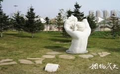 长春世界雕塑公园旅游攻略之《平安》