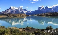 智利百内国家公园旅游攻略之裴欧埃湖